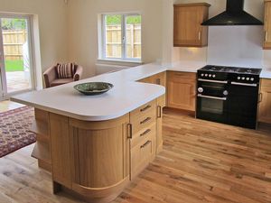 Photo 32- click for photo gallery